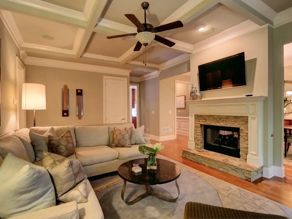 236 Mount Vernon Cove, Sandy Springs, Georgia 30328, 5 Bedrooms Bedrooms, ,5 BathroomsBathrooms,Residential,Sold,236 Mount Vernon Cove,5684044