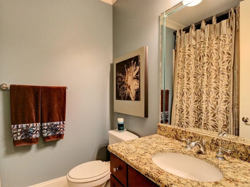 236 Mount Vernon Cove, Sandy Springs, Georgia 30328, 5 Bedrooms Bedrooms, ,5 BathroomsBathrooms,Residential,Sold,236 Mount Vernon Cove,5684044