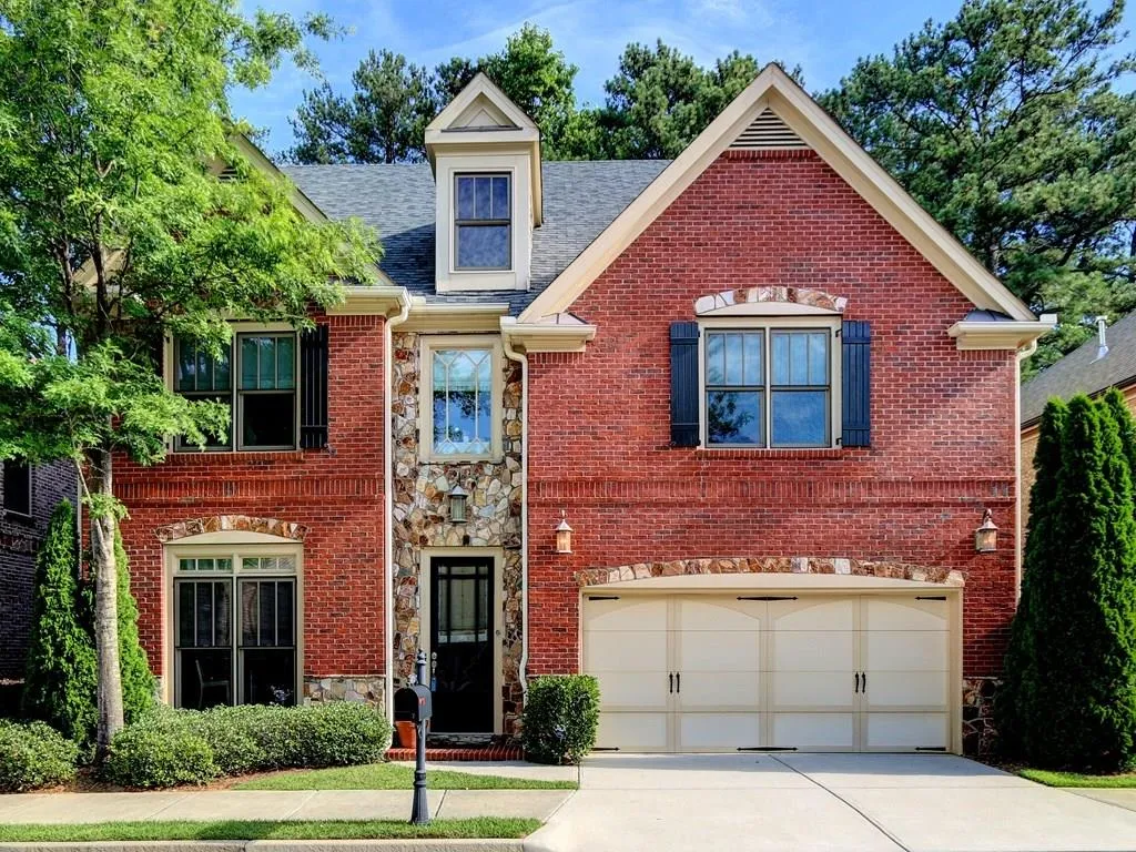 236 Mount Vernon Cove, Sandy Springs, Georgia 30328, 5 Bedrooms Bedrooms, ,5 BathroomsBathrooms,Residential,Sold,236 Mount Vernon Cove,5684044