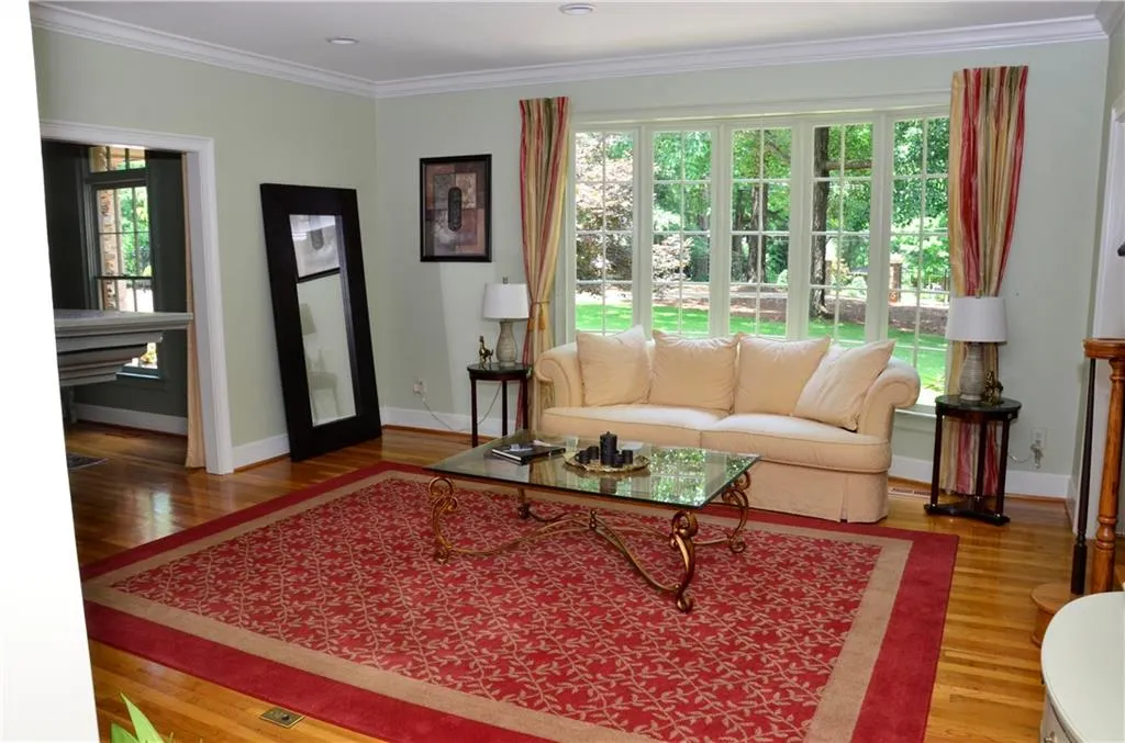 98 Mount Paran Road, Sandy Springs, Georgia 30327, 4 Bedrooms Bedrooms, ,4 BathroomsBathrooms,Residential,Sold,98 Mount Paran Road,6570957