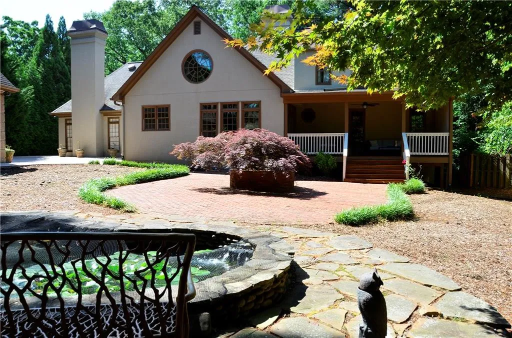 98 Mount Paran Road, Sandy Springs, Georgia 30327, 4 Bedrooms Bedrooms, ,4 BathroomsBathrooms,Residential,Sold,98 Mount Paran Road,6570957