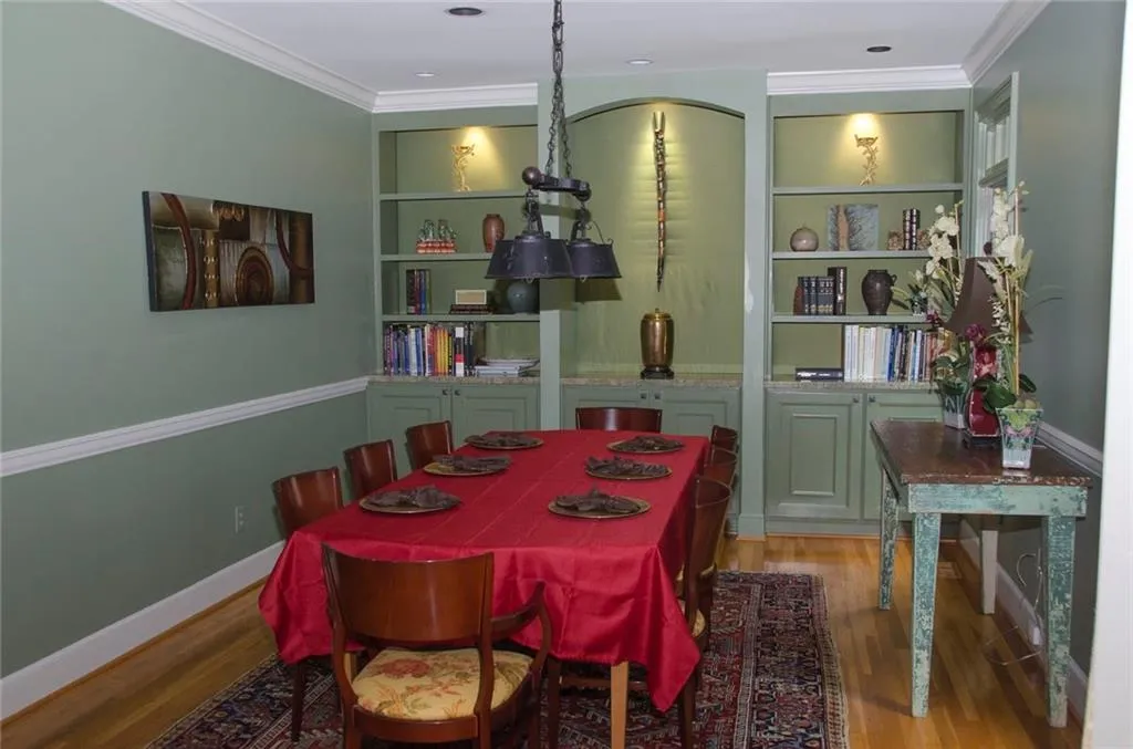 98 Mount Paran Road, Sandy Springs, Georgia 30327, 4 Bedrooms Bedrooms, ,4 BathroomsBathrooms,Residential,Sold,98 Mount Paran Road,6570957