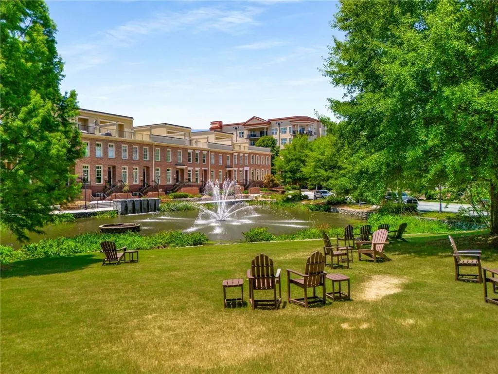 Many warm evenings there will be residents gathered here at the pond for a glass or wine and good conversation.  This community is very social and there is always a place to plug in and meet new friends.