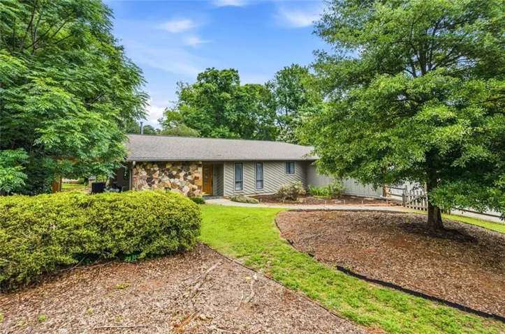 4759 Mockernut Court, Lilburn, Georgia 30047