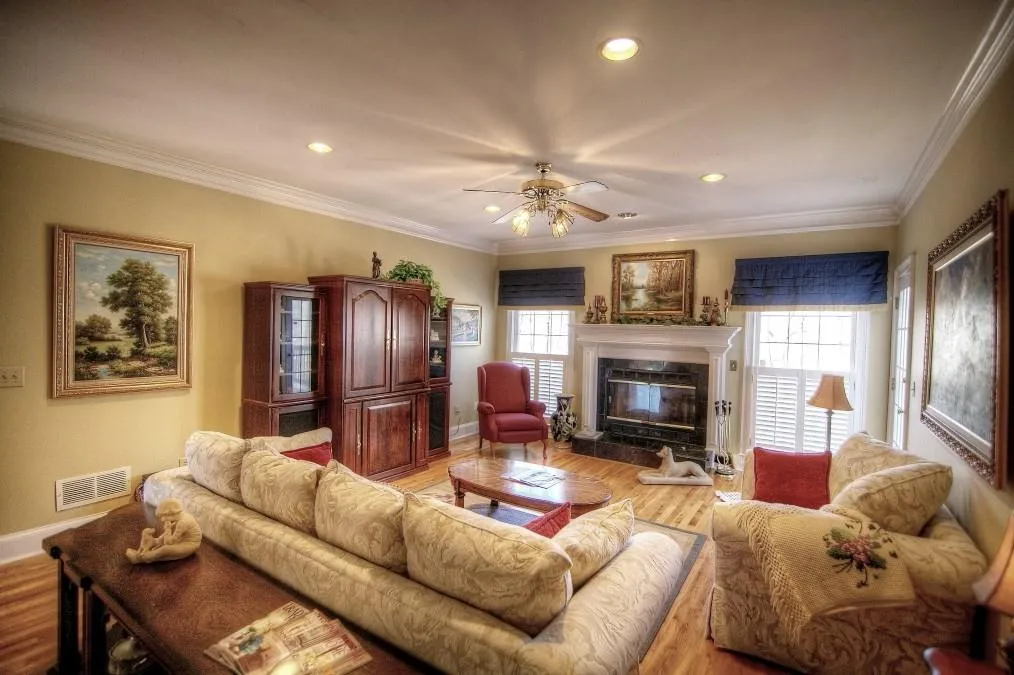 230 Wessex Court, Sandy Springs, Georgia 30328, 4 Bedrooms Bedrooms, ,3 BathroomsBathrooms,Residential,Sold,230 Wessex Court,5647582