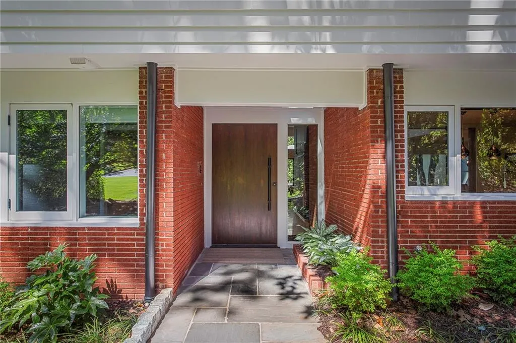 1355 Wesley Parkway Nw, Atlanta, Georgia 30327, 5 Bedrooms Bedrooms, 0 ,4 BathroomsBathrooms,Residential,Sold,1355 Wesley Parkway Nw,7467738