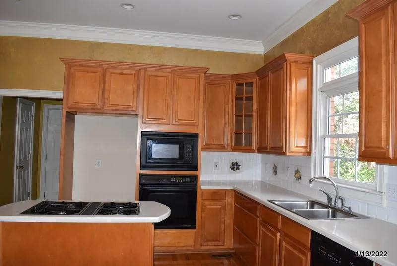 1195 Spalding Drive, Sandy Springs, Georgia 30350, 4 Bedrooms Bedrooms, ,3 BathroomsBathrooms,Residential,Sold,1195 Spalding Drive,7005376