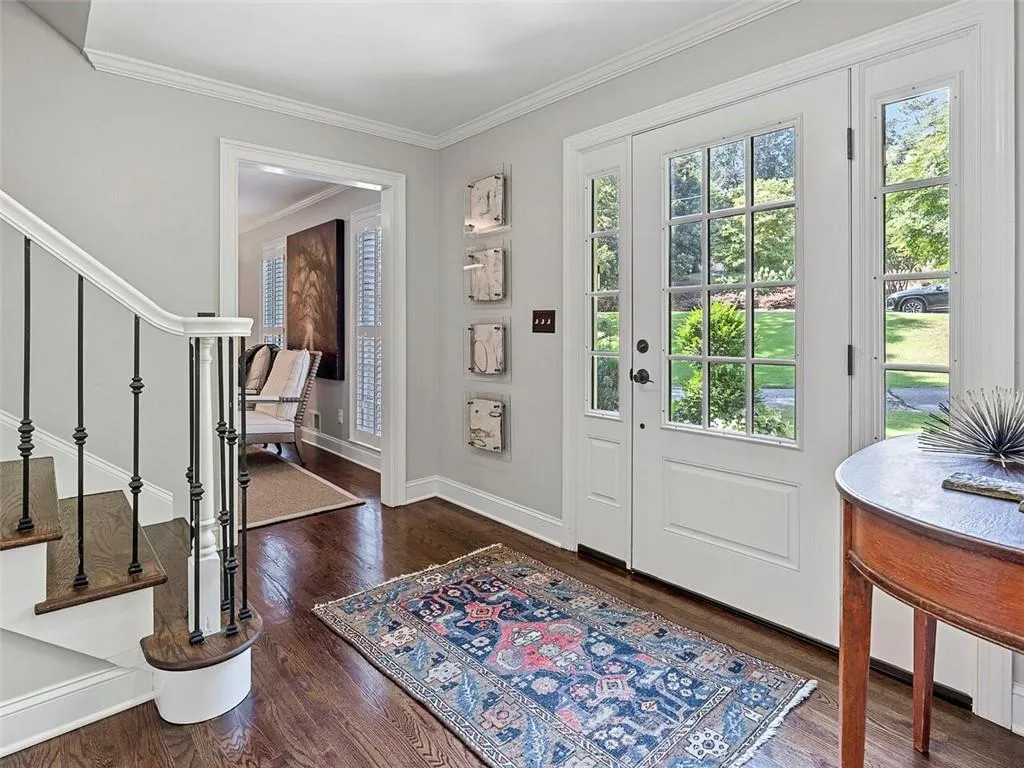 6275 River Overlook Drive, Sandy Springs, Georgia 30328, 4 Bedrooms Bedrooms, ,2 BathroomsBathrooms,Residential,Sold,6275 River Overlook Drive,6934715
