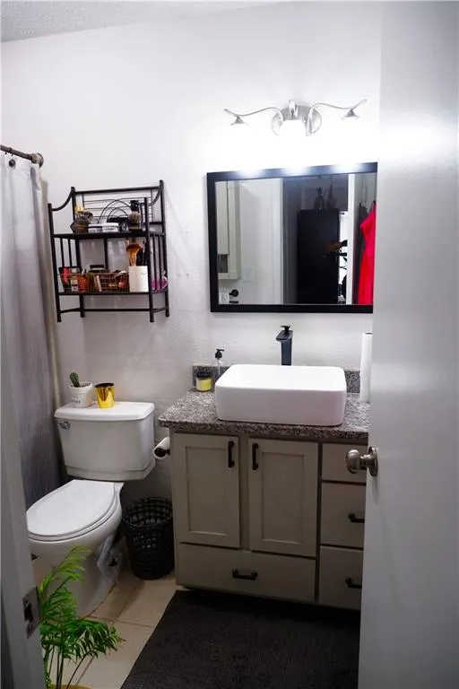 5157 Roswell Road Ne Unit 7, Atlanta, Georgia 30342, 1 Bedroom Bedrooms, ,1 BathroomBathrooms,Residential,Sold,5157 Roswell Road Ne Unit 7,6521203