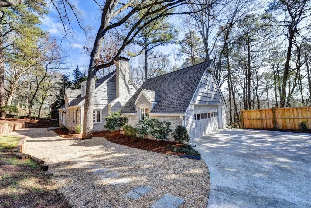 34 River Park Drive, Sandy Springs, Georgia 30328, 5 Bedrooms Bedrooms, ,3 BathroomsBathrooms,Residential,Sold,34 River Park Drive,6017419 34 River Park Drive, Sandy Springs, Georgia 30328, 5 Bedrooms Bedrooms, ,3 BathroomsBathrooms,Residential,Sold,34 River Park Drive,6017419