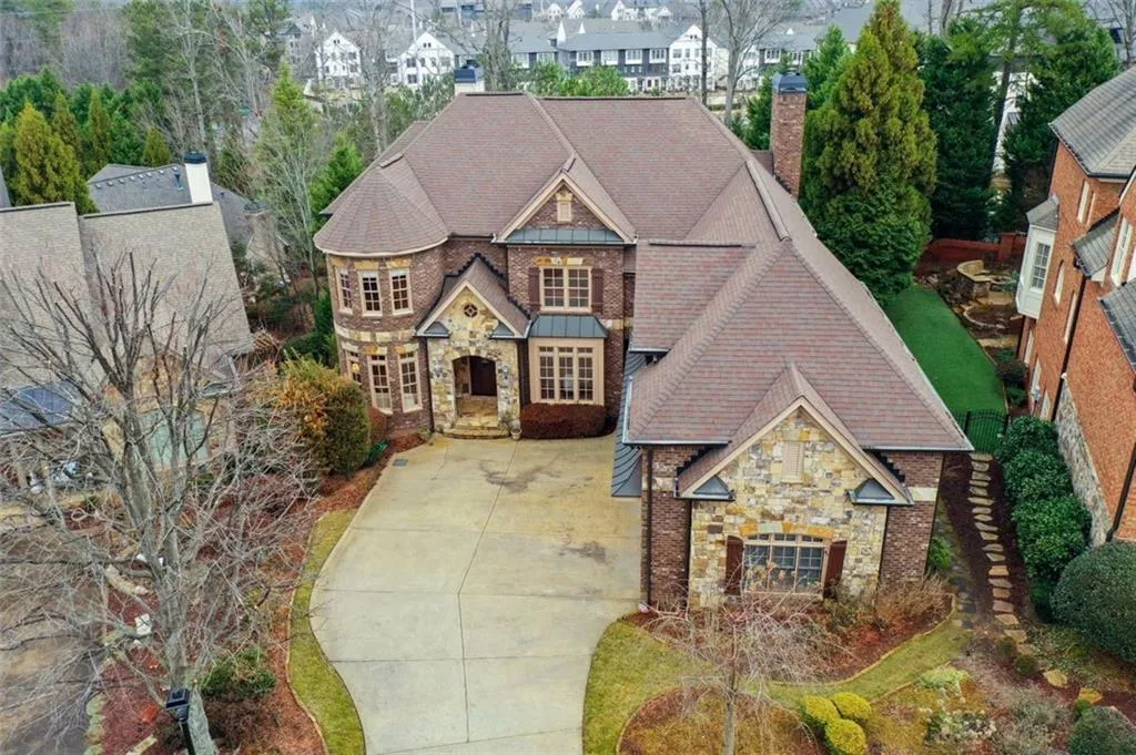 810 Glengate Place, Sandy Springs, Georgia 30328, 5 Bedrooms Bedrooms, ,5 BathroomsBathrooms,Residential,Sold,810 Glengate Place,7158964