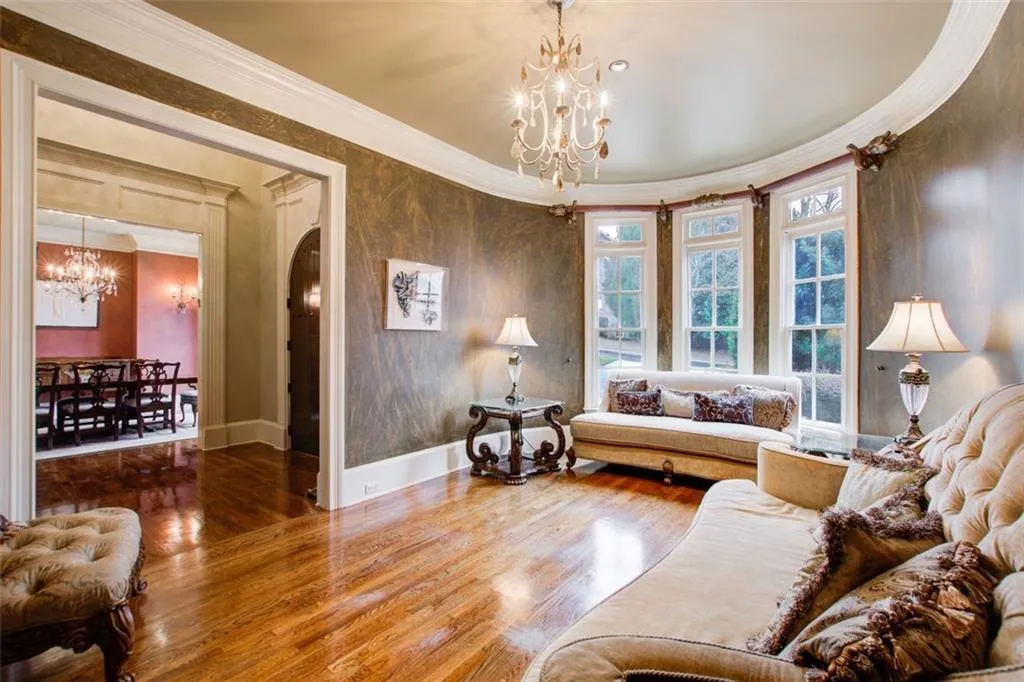 810 Glengate Place, Sandy Springs, Georgia 30328, 5 Bedrooms Bedrooms, ,5 BathroomsBathrooms,Residential,Sold,810 Glengate Place,7158964