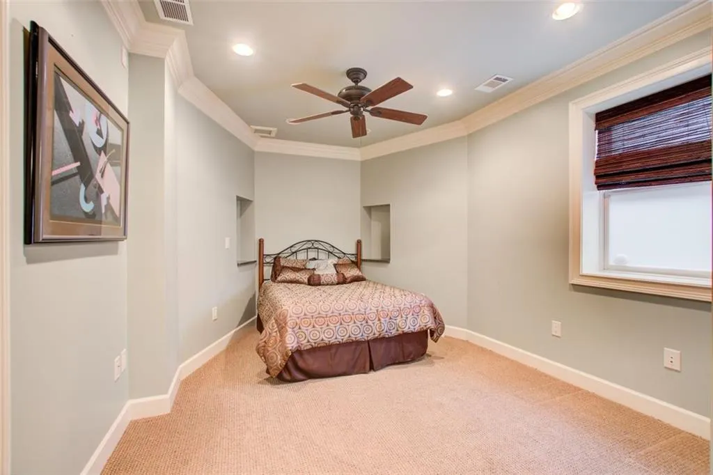 810 Glengate Place, Sandy Springs, Georgia 30328, 5 Bedrooms Bedrooms, ,5 BathroomsBathrooms,Residential,Sold,810 Glengate Place,7158964