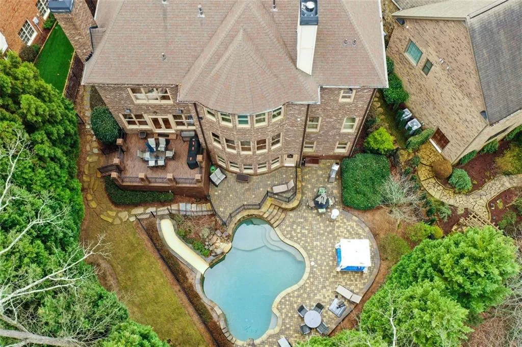 810 Glengate Place, Sandy Springs, Georgia 30328, 5 Bedrooms Bedrooms, ,5 BathroomsBathrooms,Residential,Sold,810 Glengate Place,7158964