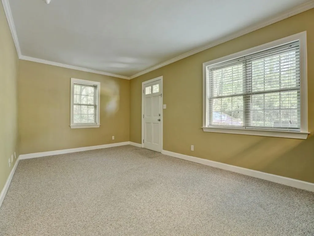 430 Lindbergh Drive Unit A5, Atlanta, Georgia 30305, 1 Bedroom Bedrooms, ,1 BathroomBathrooms,Residential,Sold,430 Lindbergh Drive Unit A5,5835152