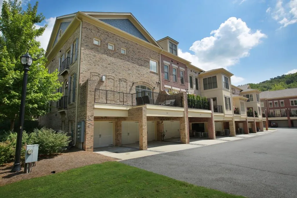 512 Riverlawn Court Unit 36, Atlanta, Georgia 30339, 4 Bedrooms Bedrooms, ,4 BathroomsBathrooms,Residential,Sold,512 Riverlawn Court Unit 36,5750496