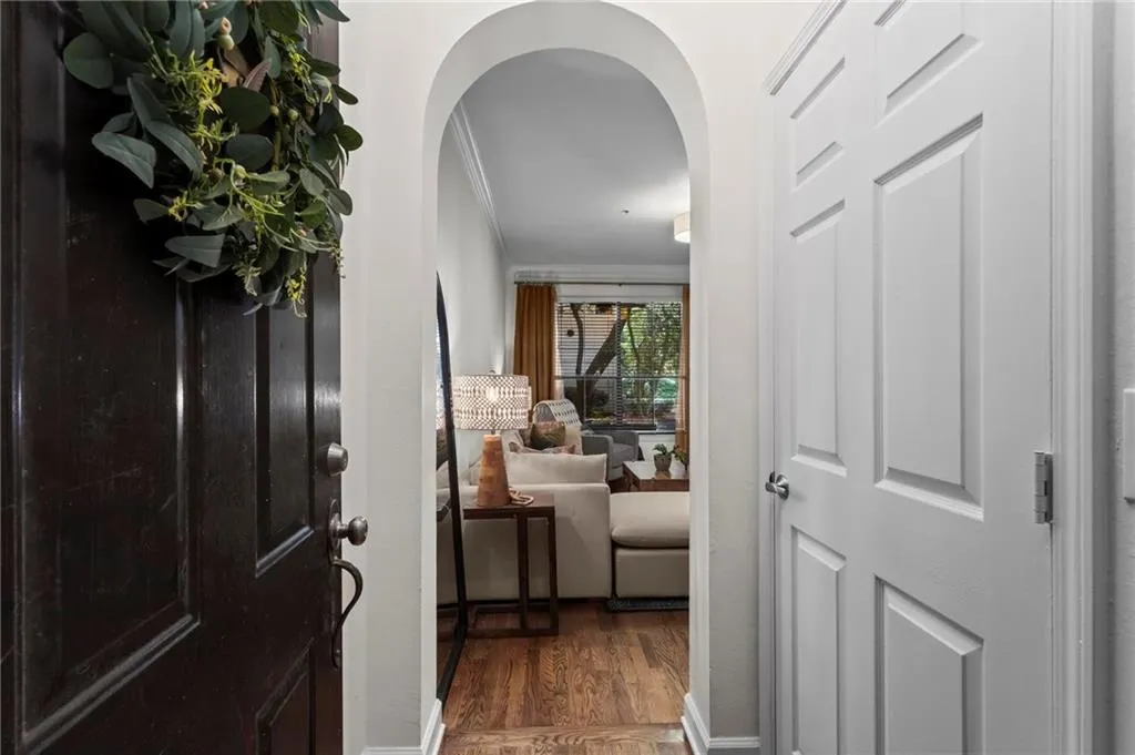 3777 Peachtree Road Ne Unit 1602, Brookhaven, Georgia 30319, 2 Bedrooms Bedrooms, ,2 BathroomsBathrooms,Residential,For Sale,3777 Peachtree Road Ne Unit 1602,7633326