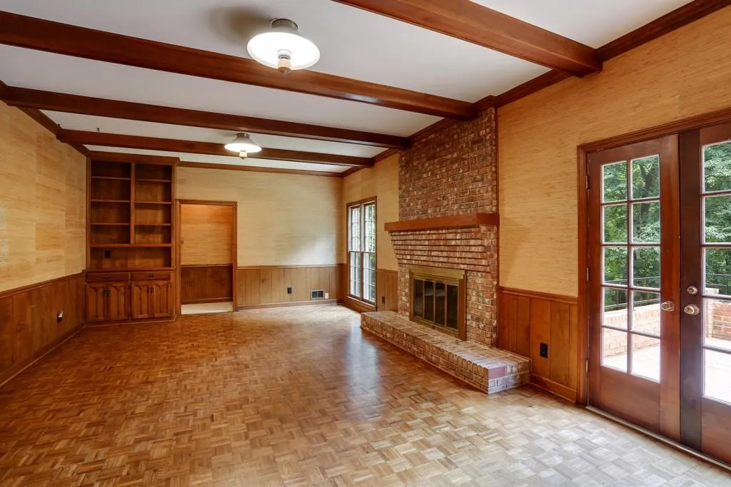 125 Habersham Waters Court, Sandy Springs, Georgia 30350, 4 Bedrooms Bedrooms, ,3 BathroomsBathrooms,Residential,Sold,125 Habersham Waters Court,5723196