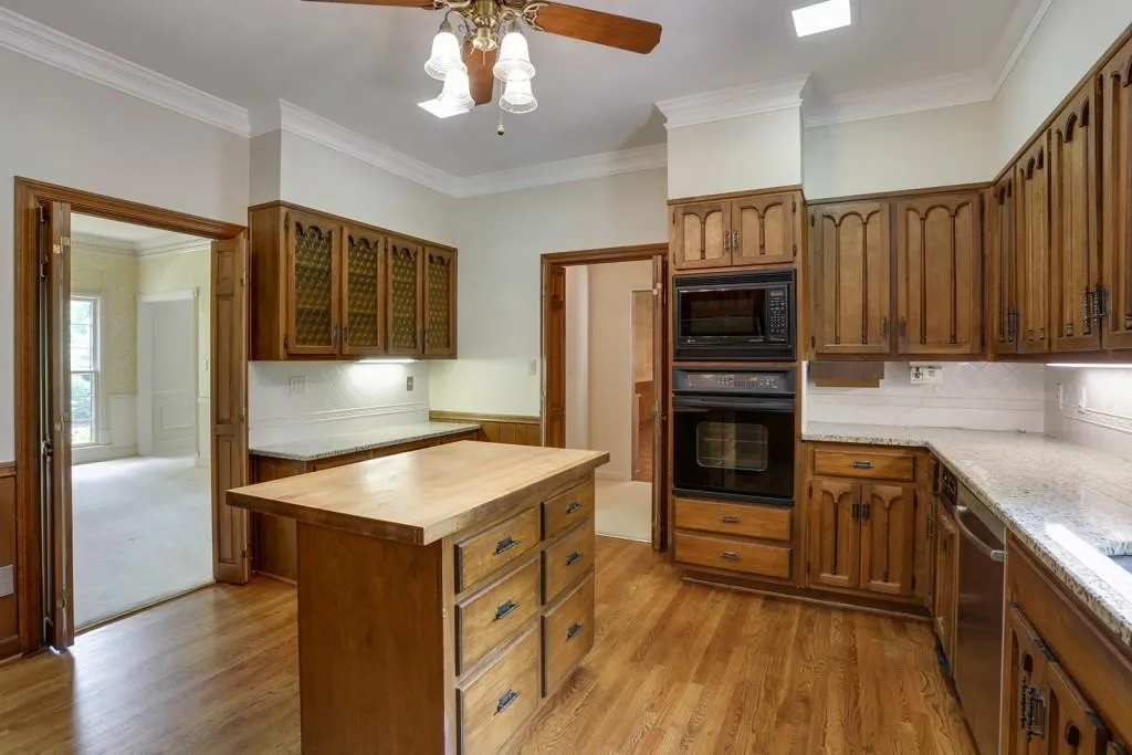 125 Habersham Waters Court, Sandy Springs, Georgia 30350, 4 Bedrooms Bedrooms, ,3 BathroomsBathrooms,Residential,Sold,125 Habersham Waters Court,5723196