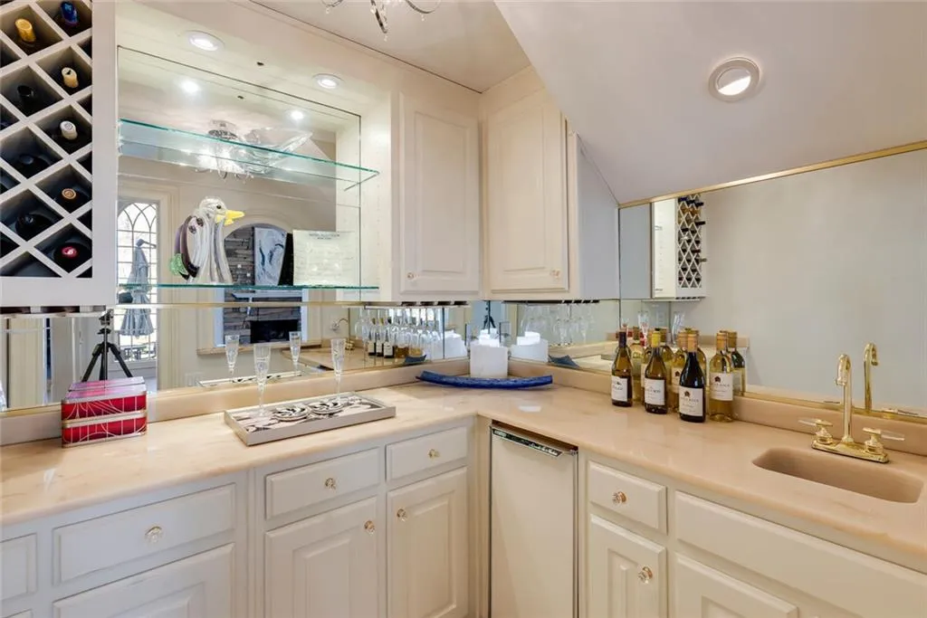 325 Riverhall Court, Sandy Springs, Georgia 30350, 5 Bedrooms Bedrooms, ,4 BathroomsBathrooms,Residential,For Sale,325 Riverhall Court,7699479