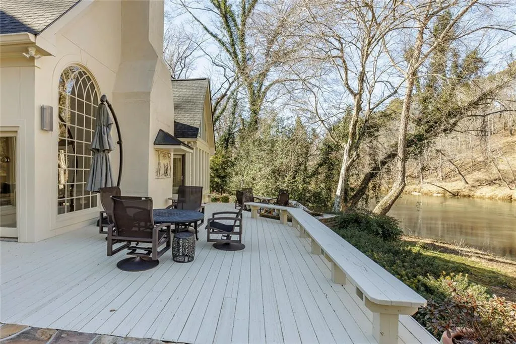 325 Riverhall Court, Sandy Springs, Georgia 30350, 5 Bedrooms Bedrooms, ,4 BathroomsBathrooms,Residential,For Sale,325 Riverhall Court,7699479