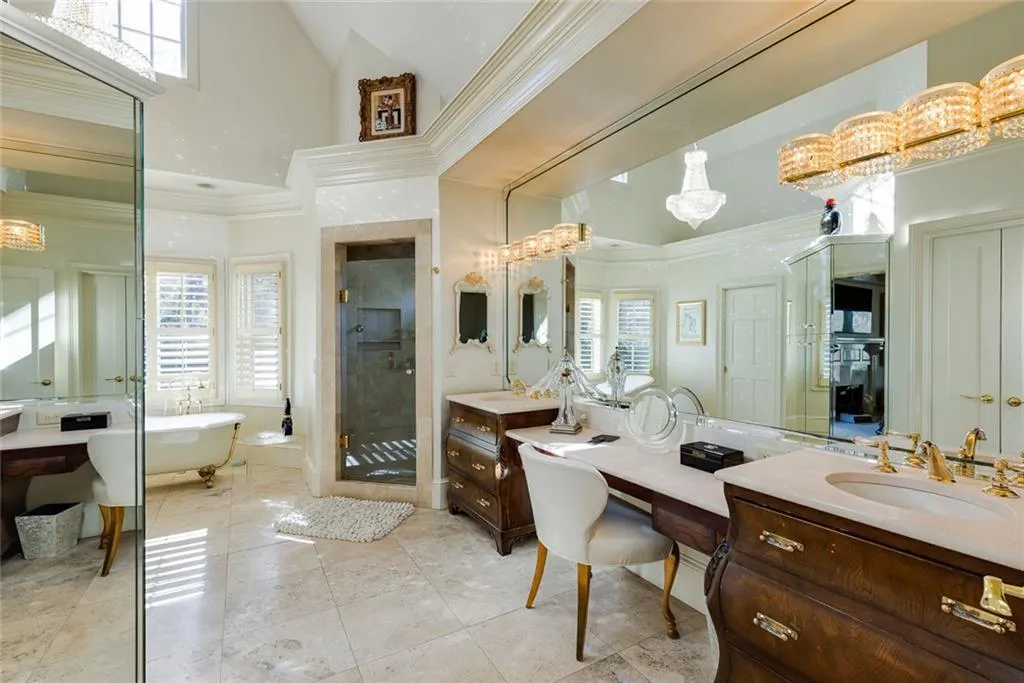 325 Riverhall Court, Sandy Springs, Georgia 30350, 5 Bedrooms Bedrooms, ,4 BathroomsBathrooms,Residential,For Sale,325 Riverhall Court,7699479