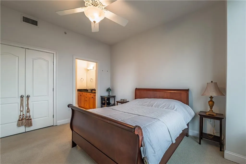 2828 Peachtree Road Nw Unit 1501, Atlanta, Georgia 30305, 2 Bedrooms Bedrooms, 0 ,2 BathroomsBathrooms,Residential,For Sale,2828 Peachtree Road Nw Unit 1501,7714884