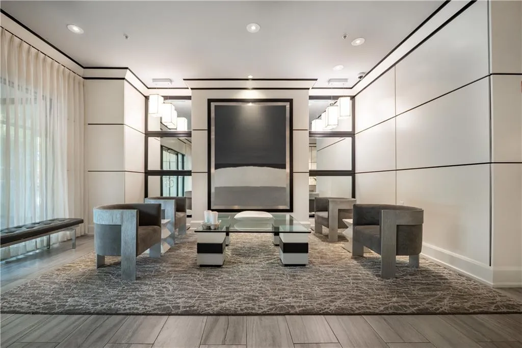 2828 Peachtree Road Nw Unit 1501, Atlanta, Georgia 30305, 2 Bedrooms Bedrooms, 0 ,2 BathroomsBathrooms,Residential,For Sale,2828 Peachtree Road Nw Unit 1501,7714884