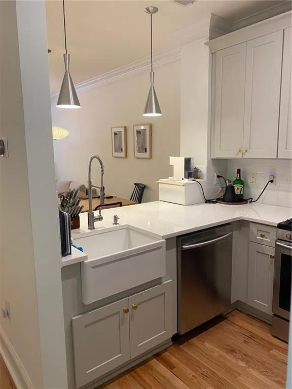 1171 Glenridge Place, Atlanta, Georgia 30342, 1 Bedroom Bedrooms, ,1 BathroomBathrooms,Residential,Sold,1171 Glenridge Place,6937635