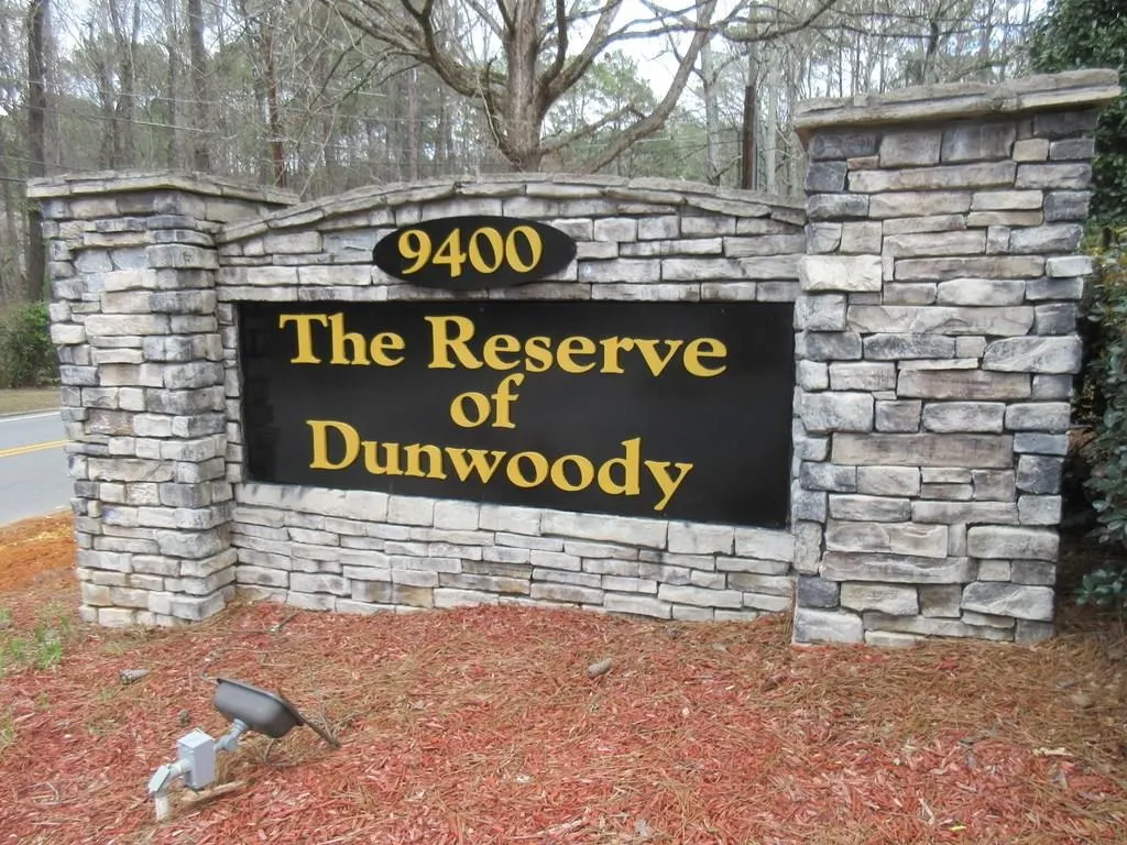 9400 Roberts Drive Unit 7k, Sandy Springs, Georgia 30350, 2 Bedrooms Bedrooms, ,2 BathroomsBathrooms,Residential,Sold,9400 Roberts Drive Unit 7k,5983549