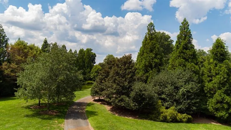 2100 West Wesley Road, Atlanta, Georgia 30327, 3 Bedrooms Bedrooms, ,3 BathroomsBathrooms,Land,For Sale,2100 West Wesley Road,7680937