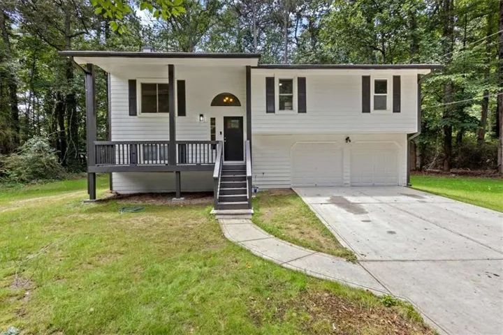 2152 Cedar Creek Lane, Lithia Springs, Georgia 30122