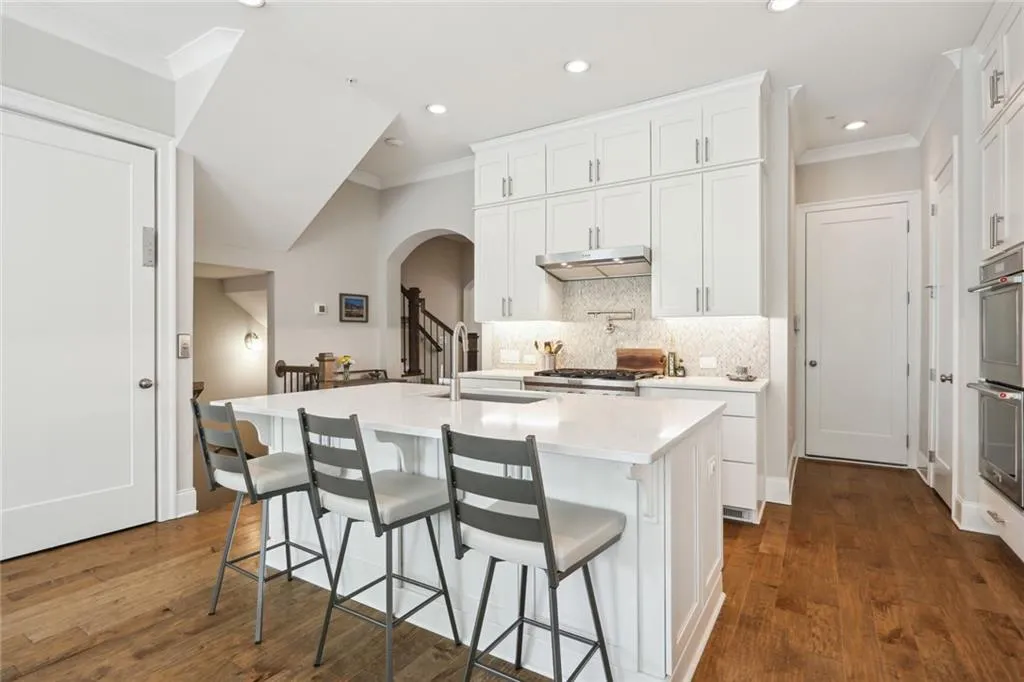 Access from garage from kitchen