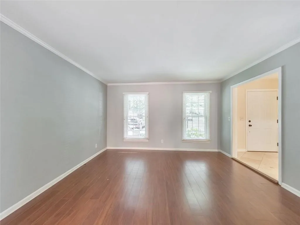6520 Roswell Road Unit 19, Atlanta, Georgia 30328, 3 Bedrooms Bedrooms, ,2 BathroomsBathrooms,Residential,Sold,6520 Roswell Road Unit 19,6922099
