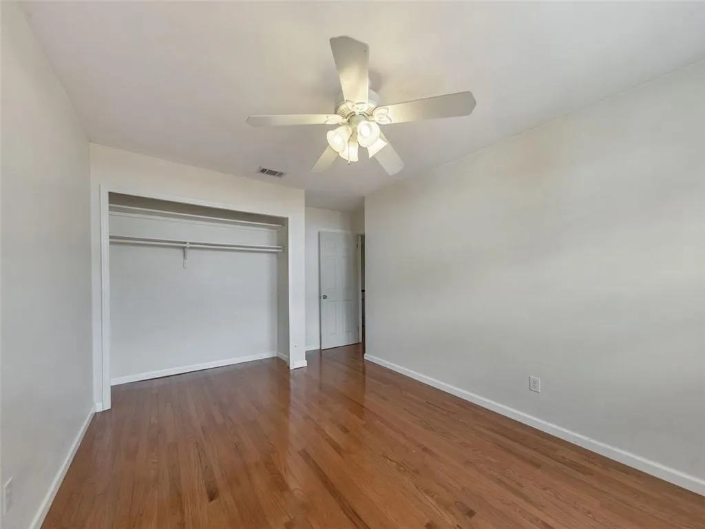 6520 Roswell Road Unit 19, Atlanta, Georgia 30328, 3 Bedrooms Bedrooms, ,2 BathroomsBathrooms,Residential,Sold,6520 Roswell Road Unit 19,6922099