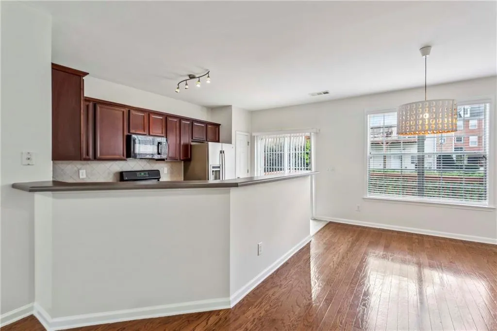 3537 Chattahoochee Summit Lane Se Unit 24, Atlanta, Georgia 30339, 2 Bedrooms Bedrooms, ,2 BathroomsBathrooms,Residential,For Sale,3537 Chattahoochee Summit Lane Se Unit 24,7620353