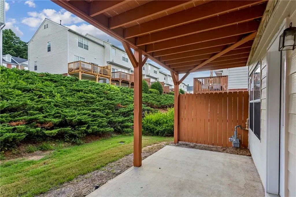 3537 Chattahoochee Summit Lane Se Unit 24, Atlanta, Georgia 30339, 2 Bedrooms Bedrooms, ,2 BathroomsBathrooms,Residential,For Sale,3537 Chattahoochee Summit Lane Se Unit 24,7620353