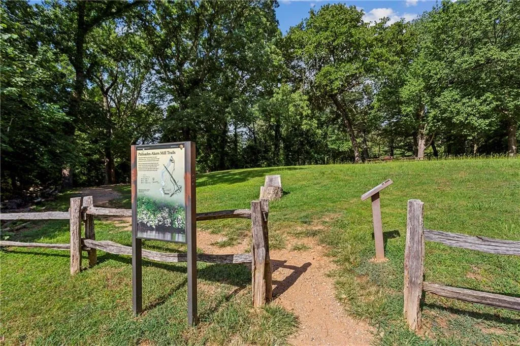 3537 Chattahoochee Summit Lane Se Unit 24, Atlanta, Georgia 30339, 2 Bedrooms Bedrooms, ,2 BathroomsBathrooms,Residential,For Sale,3537 Chattahoochee Summit Lane Se Unit 24,7620353
