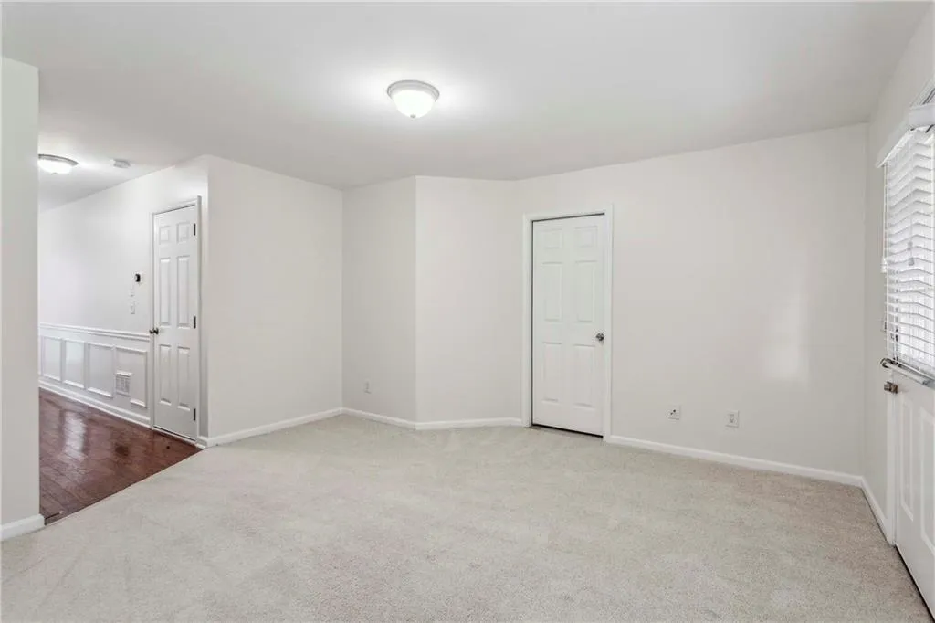 3537 Chattahoochee Summit Lane Se Unit 24, Atlanta, Georgia 30339, 2 Bedrooms Bedrooms, ,2 BathroomsBathrooms,Residential,For Sale,3537 Chattahoochee Summit Lane Se Unit 24,7620353