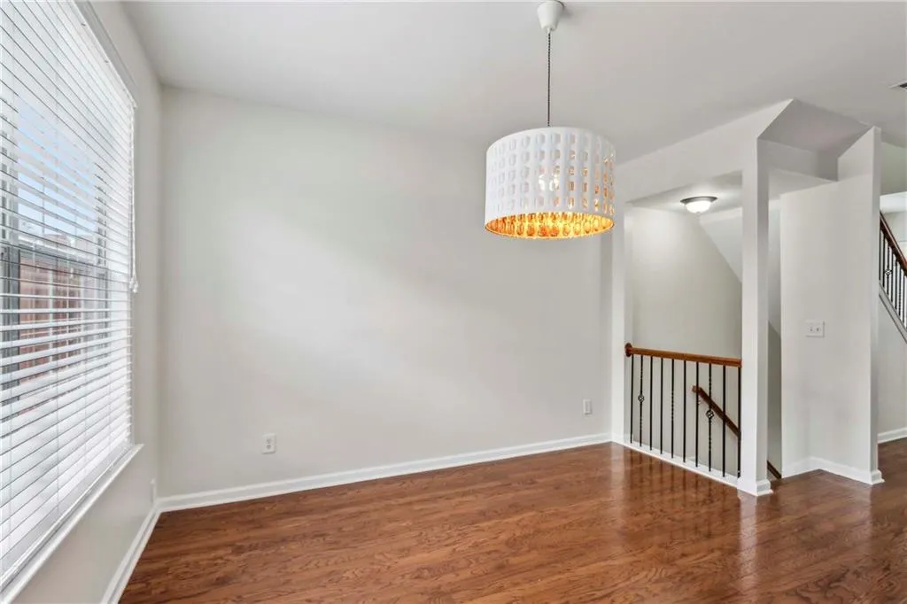 3537 Chattahoochee Summit Lane Se Unit 24, Atlanta, Georgia 30339, 2 Bedrooms Bedrooms, ,2 BathroomsBathrooms,Residential,For Sale,3537 Chattahoochee Summit Lane Se Unit 24,7620353