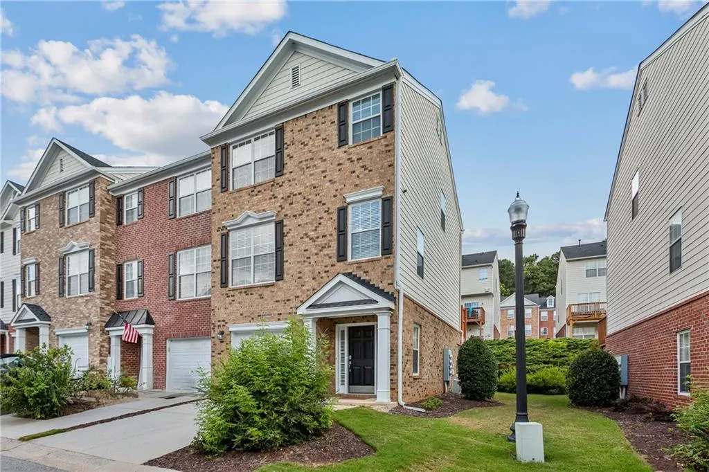 3537 Chattahoochee Summit Lane Se Unit 24, Atlanta, Georgia 30339, 2 Bedrooms Bedrooms, ,2 BathroomsBathrooms,Residential,For Sale,3537 Chattahoochee Summit Lane Se Unit 24,7620353