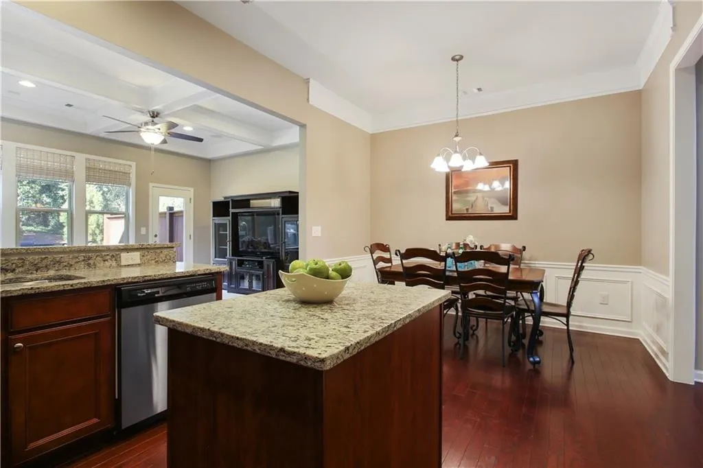 114 Bradford Drive, Sandy Springs, Georgia 30328, 4 Bedrooms Bedrooms, ,3 BathroomsBathrooms,Residential,Sold,114 Bradford Drive,6692819