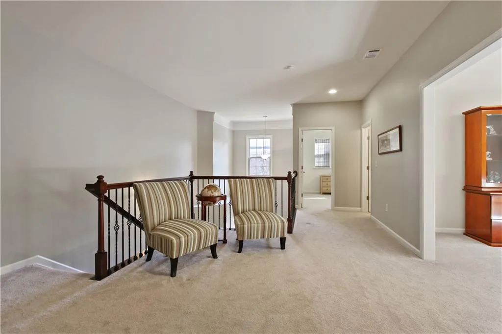 114 Bradford Drive, Sandy Springs, Georgia 30328, 4 Bedrooms Bedrooms, ,3 BathroomsBathrooms,Residential,Sold,114 Bradford Drive,6692819