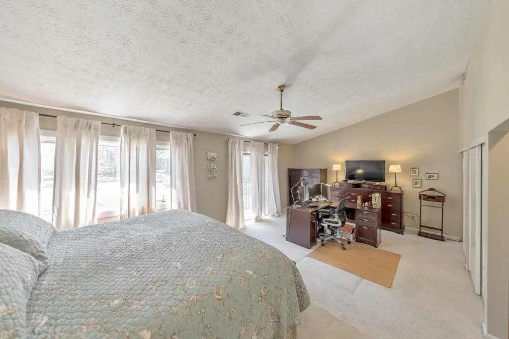 66 Goldrush Circle Ne, Atlanta, Georgia 30328, 3 Bedrooms Bedrooms, ,2 BathroomsBathrooms,Residential,Sold,66 Goldrush Circle Ne,7540085