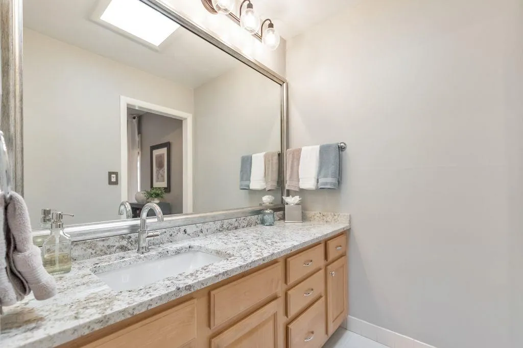 66 Goldrush Circle Ne, Atlanta, Georgia 30328, 3 Bedrooms Bedrooms, ,2 BathroomsBathrooms,Residential,Sold,66 Goldrush Circle Ne,7540085