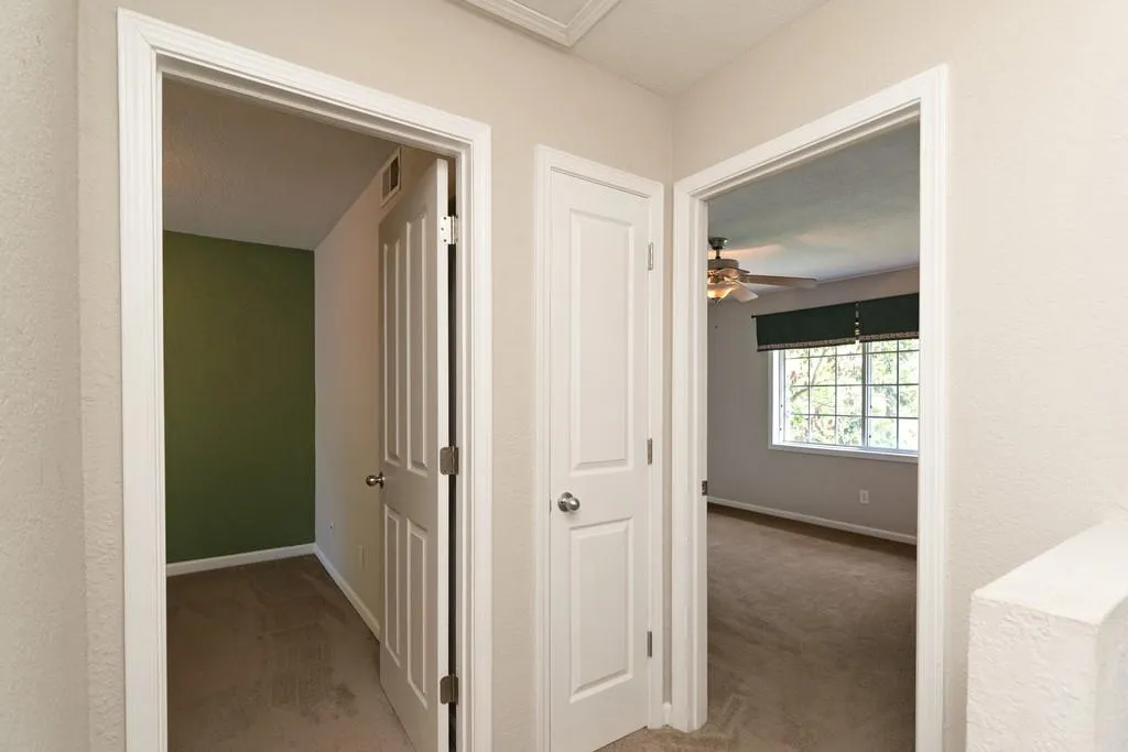 6940 Roswell Road Unit 25b, Sandy Springs, Georgia 30328, 2 Bedrooms Bedrooms, ,1 BathroomBathrooms,Residential,Sold,6940 Roswell Road Unit 25b,6571925