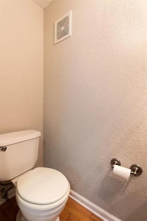 6940 Roswell Road Unit 25b, Sandy Springs, Georgia 30328, 2 Bedrooms Bedrooms, ,1 BathroomBathrooms,Residential,Sold,6940 Roswell Road Unit 25b,6571925