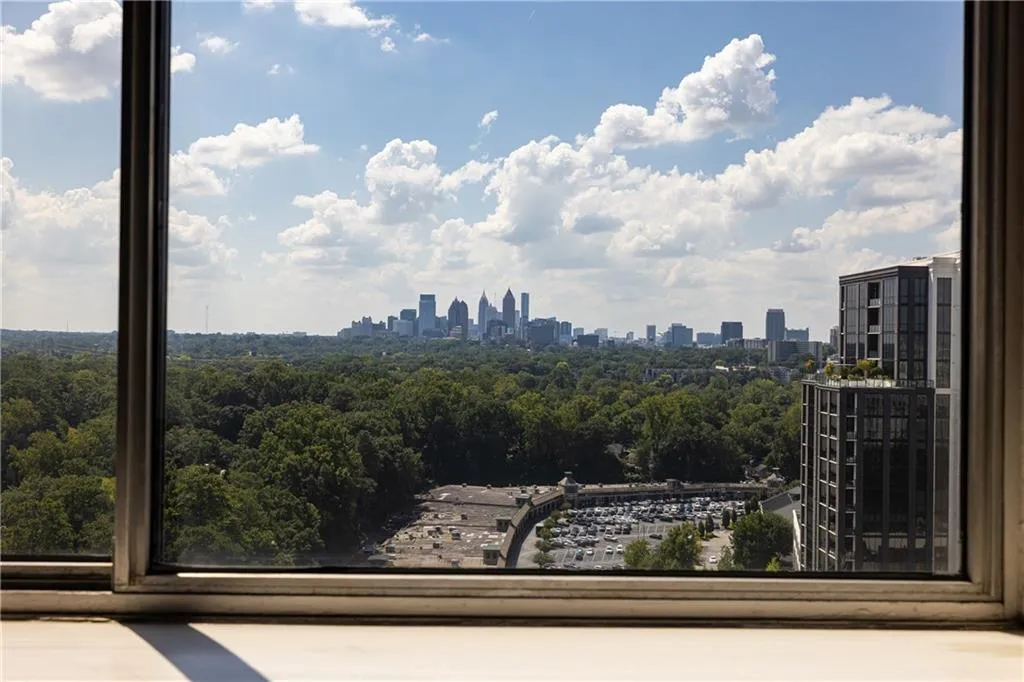2479 Peachtree Road Ne Unit 1509, Atlanta, Georgia 30305, 1 Bedroom Bedrooms, 0 ,1 BathroomBathrooms,Residential,For Sale,2479 Peachtree Road Ne Unit 1509,7834142