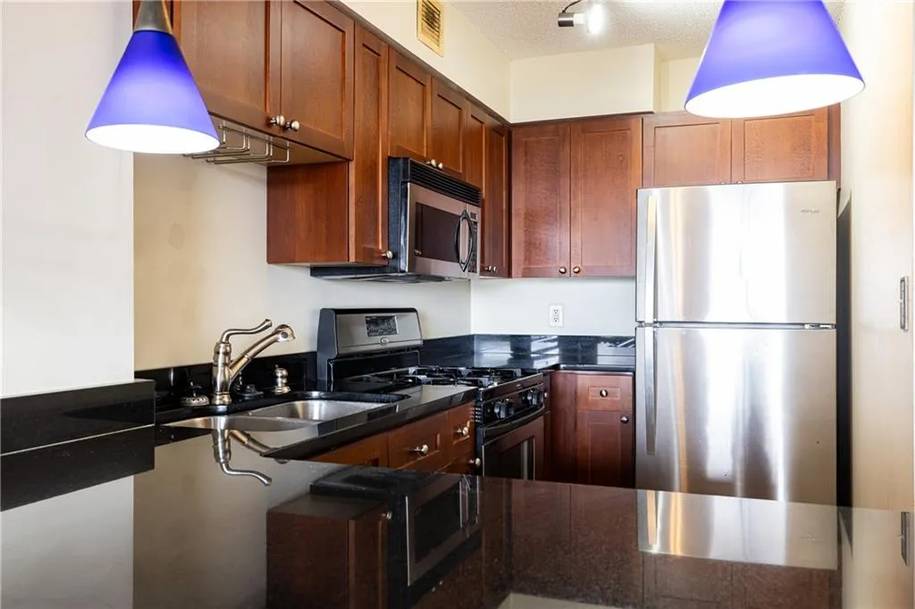 2479 Peachtree Road Ne Unit 1509, Atlanta, Georgia 30305, 1 Bedroom Bedrooms, 0 ,1 BathroomBathrooms,Residential,For Sale,2479 Peachtree Road Ne Unit 1509,7834142