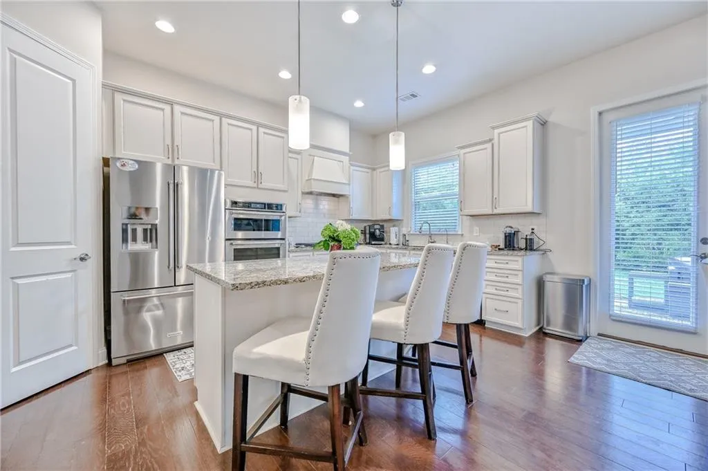 107 Austin Drive, Atlanta, Georgia 30328, 5 Bedrooms Bedrooms, ,4 BathroomsBathrooms,Residential,Sold,107 Austin Drive,7056438